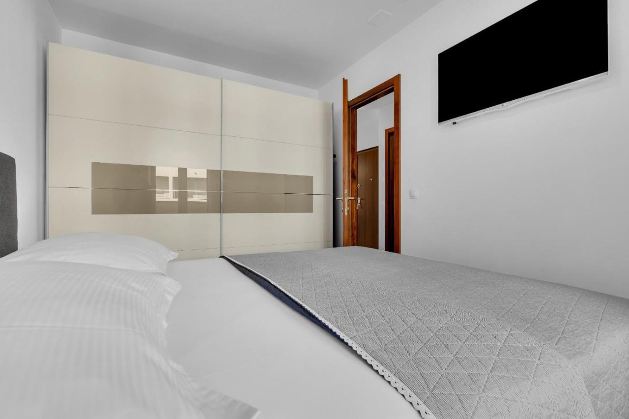 Apartman Linea Makarska Bagian luar foto